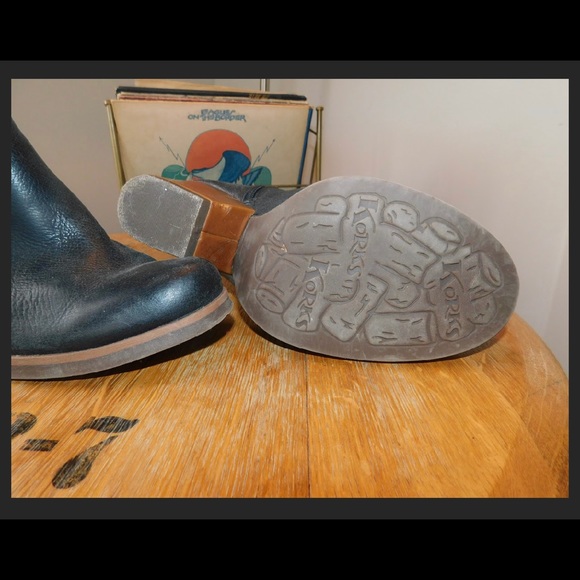 Kork Booties - Picture 2 of 5